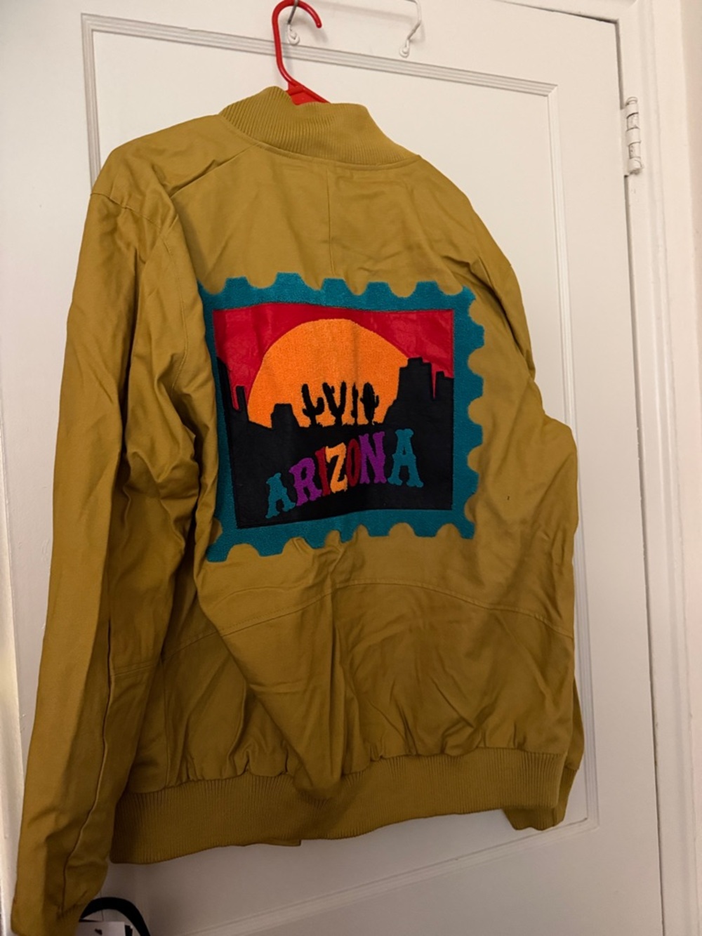 NWT Official Super Bowl LVII Mustard Bomber Jacket SIZE XL - Picture 7 of 8